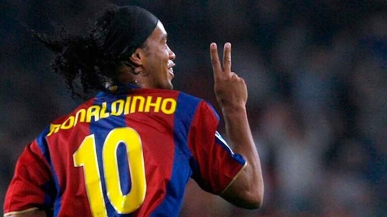 Ronaldinho en el FC Barcelona: La sonrisa que le regresó la alegría a Cataluña